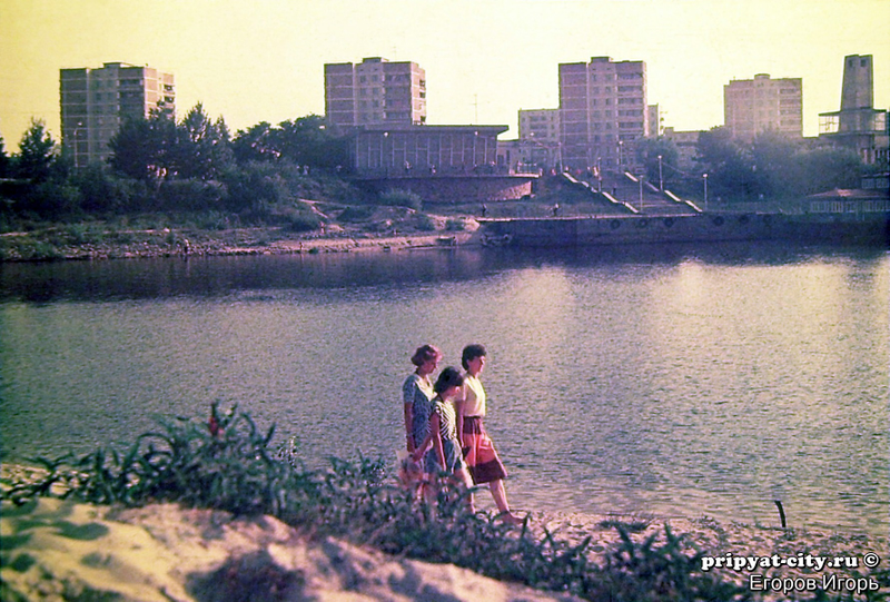 Illustration for article titled Photos Of Everyday Life In Pripyat Before The Chernobyl Disaster
